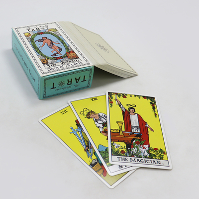 การ์ดออรคัลทารอตที่กําหนดเอง พร้อมคู่มือในกล่องกรีด CMYK 4 สี Offset Printing